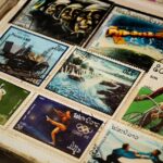 Libretto postale antico aperto, con pagine ingiallite e dettagli storici.