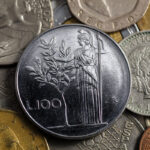 Moneta da 500 lire d'argento su sfondo neutro, simbolo di investimento e collezionismo.